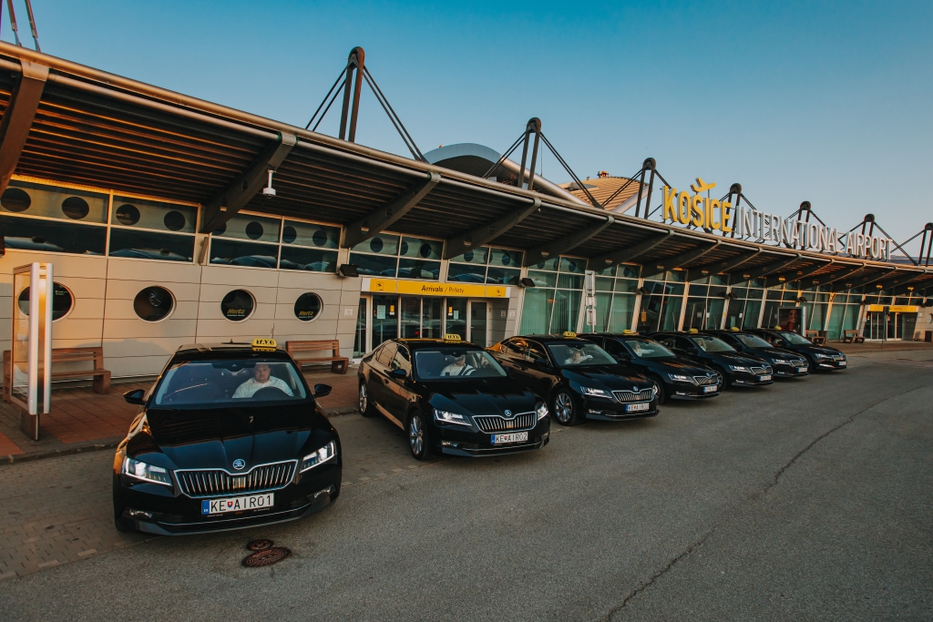 Taxi